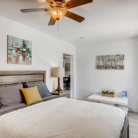 Tropical Getaway/ Stunning 2Br Gem Apartment West Palm Beach Bagian luar foto